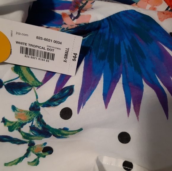 🏵️BOGO🏵️ Bold Elements Sz Small Tropical Top NWT - Picture 5 of 8